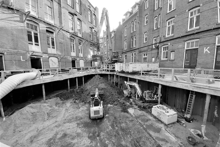 Factsheet-picture-uva-construction-black-and-white