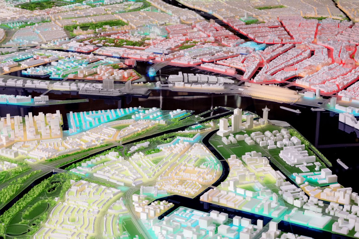 Maquette van Amsterdam bij WTC Amsterdam4